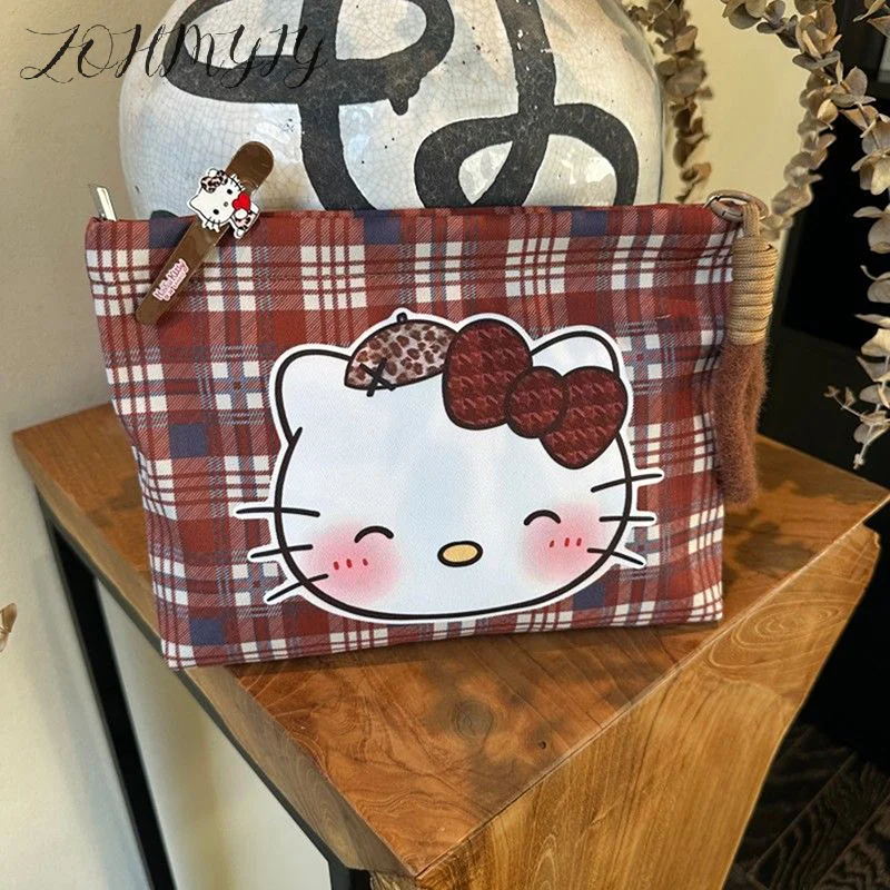 Kawaii Sanrio Hello Kitty, женские косметички большой емкости, чехлы для хранения на молнии, женский дорожный клатч, сумки
Kawaii Sanrio Hello Kitty, женские косметички большой емкости, чехлы для хранения на молнии, женский дорожный клатч, сумки