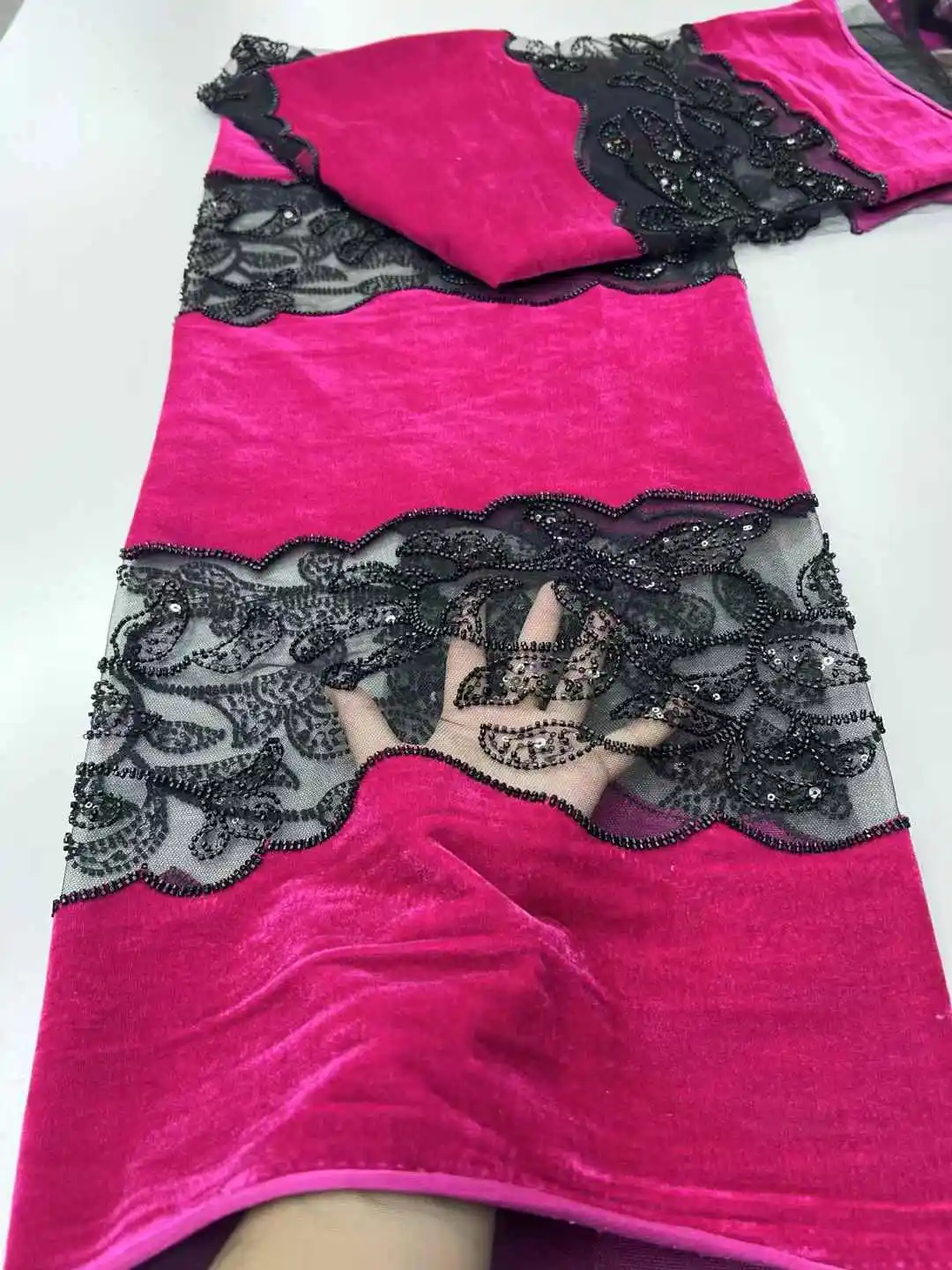 Luxury African Lace Fabric 2025 High Quality Sequins Beads Lace Fabrics For Nigerian Wedding French Velvet Lace Fabric-ZX
Luxury African Lace Fabric 2025 High Quality Sequins Beads Lace Fabrics For Nigerian Wedding French Velvet Lace Fabric-ZX