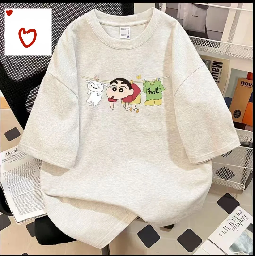 2026 Summer Comic Form Crayon Shin-chan Image 100% Cotton Printed Oversize Casual T-shirt Adult Children Parent-child Top y2k.
2026 Summer Comic Form Crayon Shin-chan Image 100% Cotton Printed Oversize Casual T-shirt Adult Children Parent-child Top y2k.