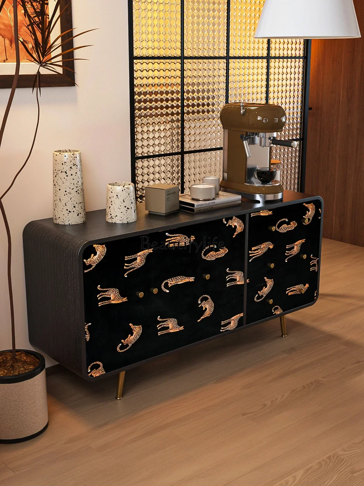 X4 *parts and accessories*American retro solid wood partition side cabinet metal foot decorative storage cabinet
X4 *parts and accessories*American retro solid wood partition side cabinet metal foot decorative storage cabinet