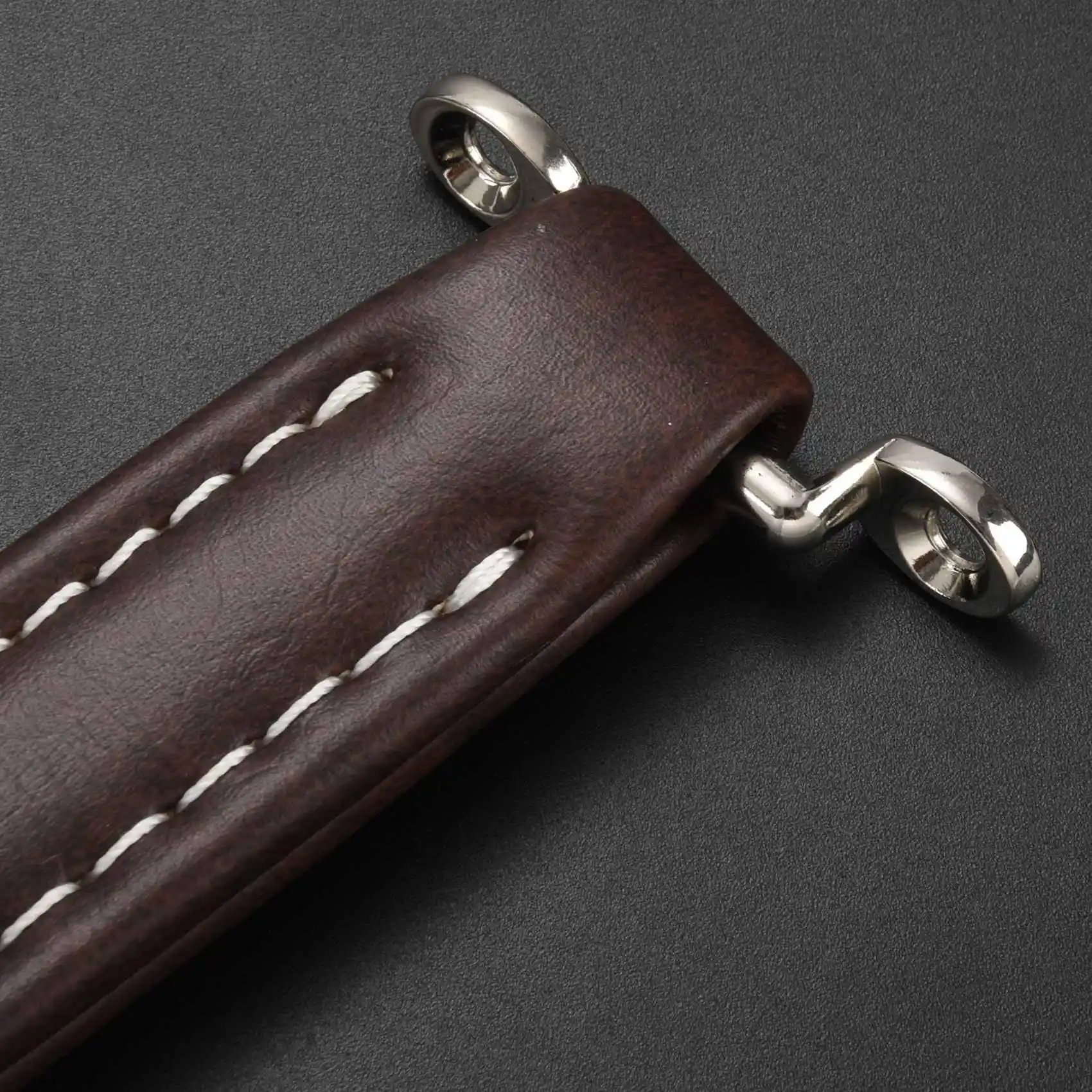 A99I-2X Brown Vintage Style Guitar AMP Amplifier Leather Handle
A99I-2X Brown Vintage Style Guitar AMP Amplifier Leather Handle