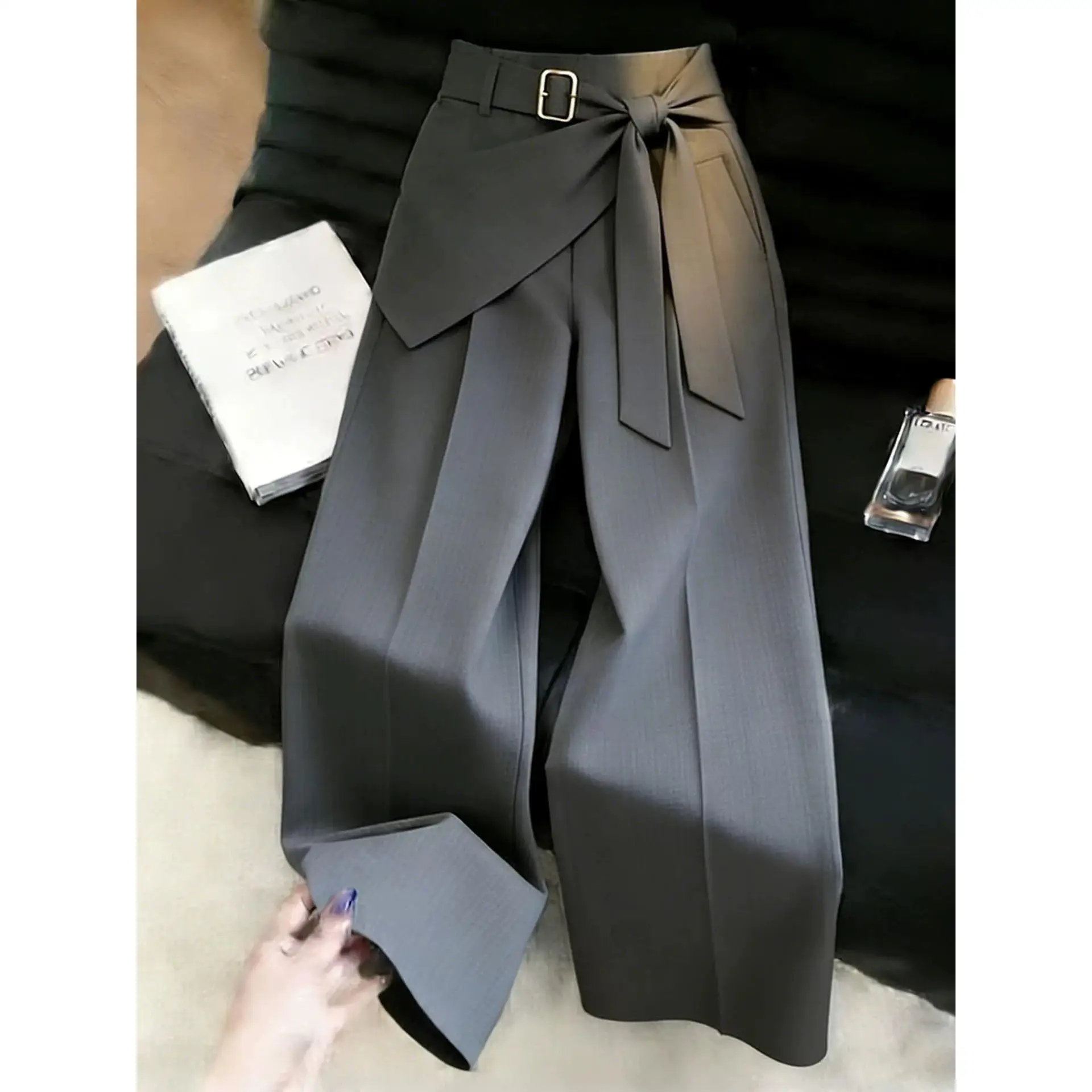 Gray Wide Leg Suit Pants Women's Fashionable Korean Style Summer 2026 High Waist Polyester Fiber Casual Trousers
Gray Wide Leg Suit Pants Women's Fashionable Korean Style Summer 2026 High Waist Polyester Fiber Casual Trousers