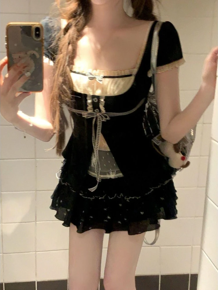 Y2K Korean Fashion Sexy Square Neck Ruffled Lace Bow Black White Crop Top Mini Skirt 2 Piece Set Women Girls Daily Wear Clubwear
Y2K Korean Fashion Sexy Square Neck Ruffled Lace Bow Black White Crop Top Mini Skirt 2 Piece Set Women Girls Daily Wear Clubwear