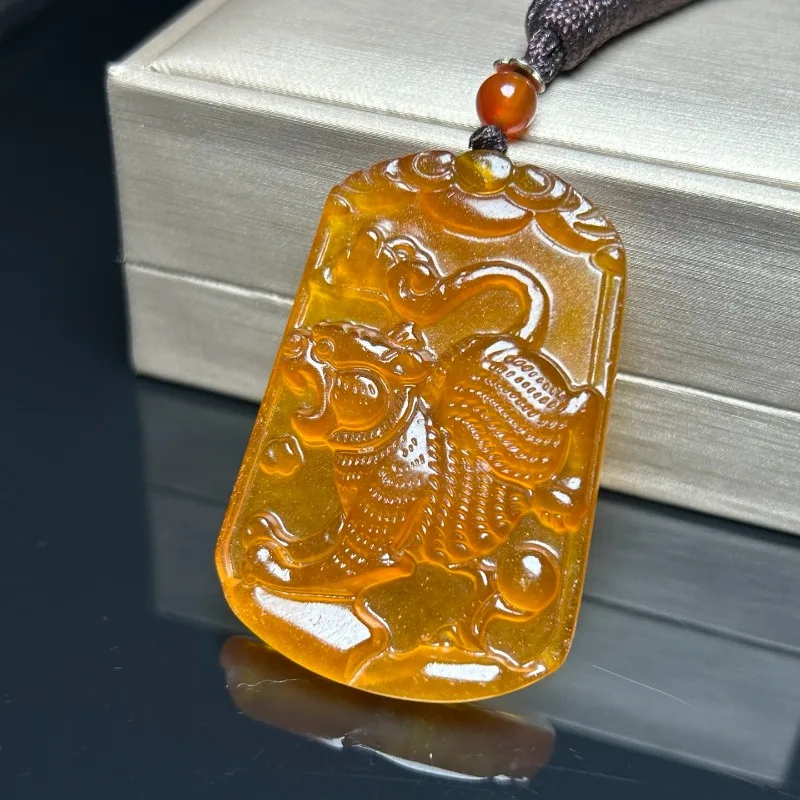 Кулон из натурального кварцита High Ice с изображением тигра (знак зодиака), украшение в этническом стиле
Кулон из натурального кварцита High Ice с изображением тигра (знак зодиака), украшение в этническом стиле