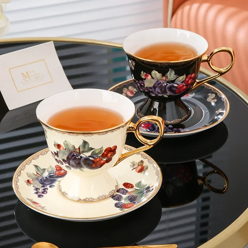 American-Style Wild Fruit Coffee Cup High-End Exquisite Bone China Couple Cups High-Grade Afternoon Tea Set Tea Cup Set
American-Style Wild Fruit Coffee Cup High-End Exquisite Bone China Couple Cups High-Grade Afternoon Tea Set Tea Cup Set