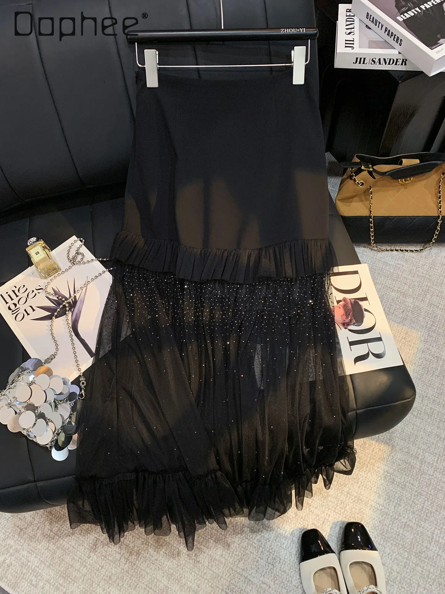 Korean-style Ins Trendy Mesh Patchwork Skirt 2026 Spring New Fashion High-waisted Versatile Slimming Mid-length A-line Skirts
Korean-style Ins Trendy Mesh Patchwork Skirt 2026 Spring New Fashion High-waisted Versatile Slimming Mid-length A-line Skirts