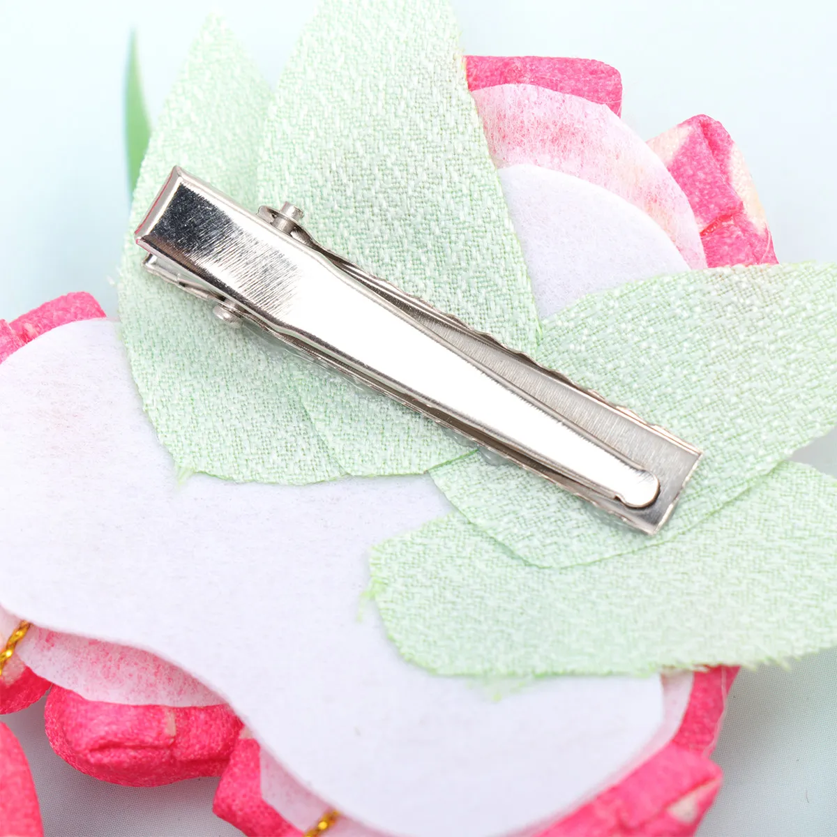 2Pcs Fabric Floral Headband Fine Exquisite Metal Hair Accessories Bright Pink for Women Girls Charming Elegant Hair Decor
2Pcs Fabric Floral Headband Fine Exquisite Metal Hair Accessories Bright Pink for Women Girls Charming Elegant Hair Decor