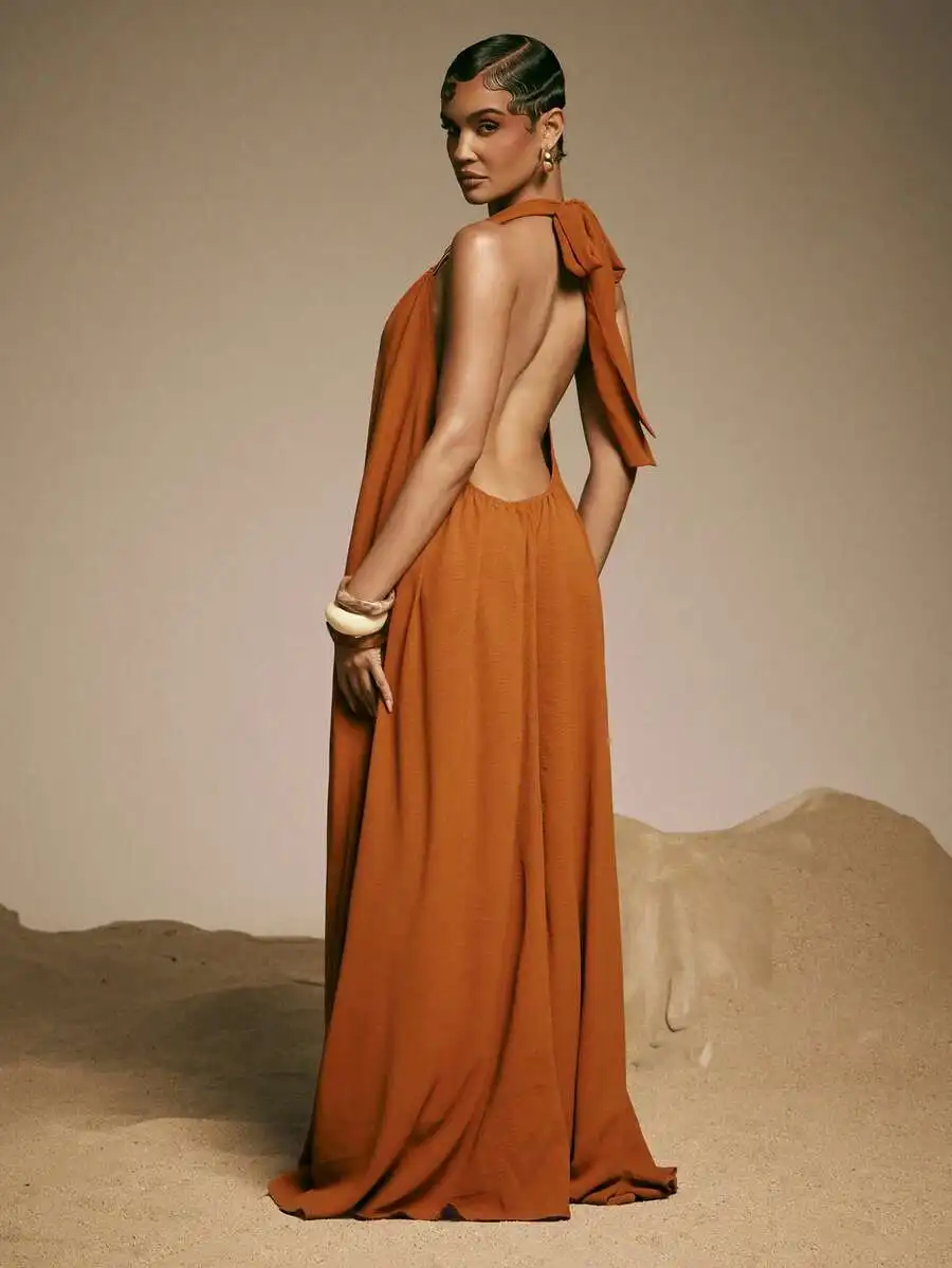 Womens Backless Halter Neck Loose Maxi Dress Solid Color Casual Elegant Style
Womens Backless Halter Neck Loose Maxi Dress Solid Color Casual Elegant Style