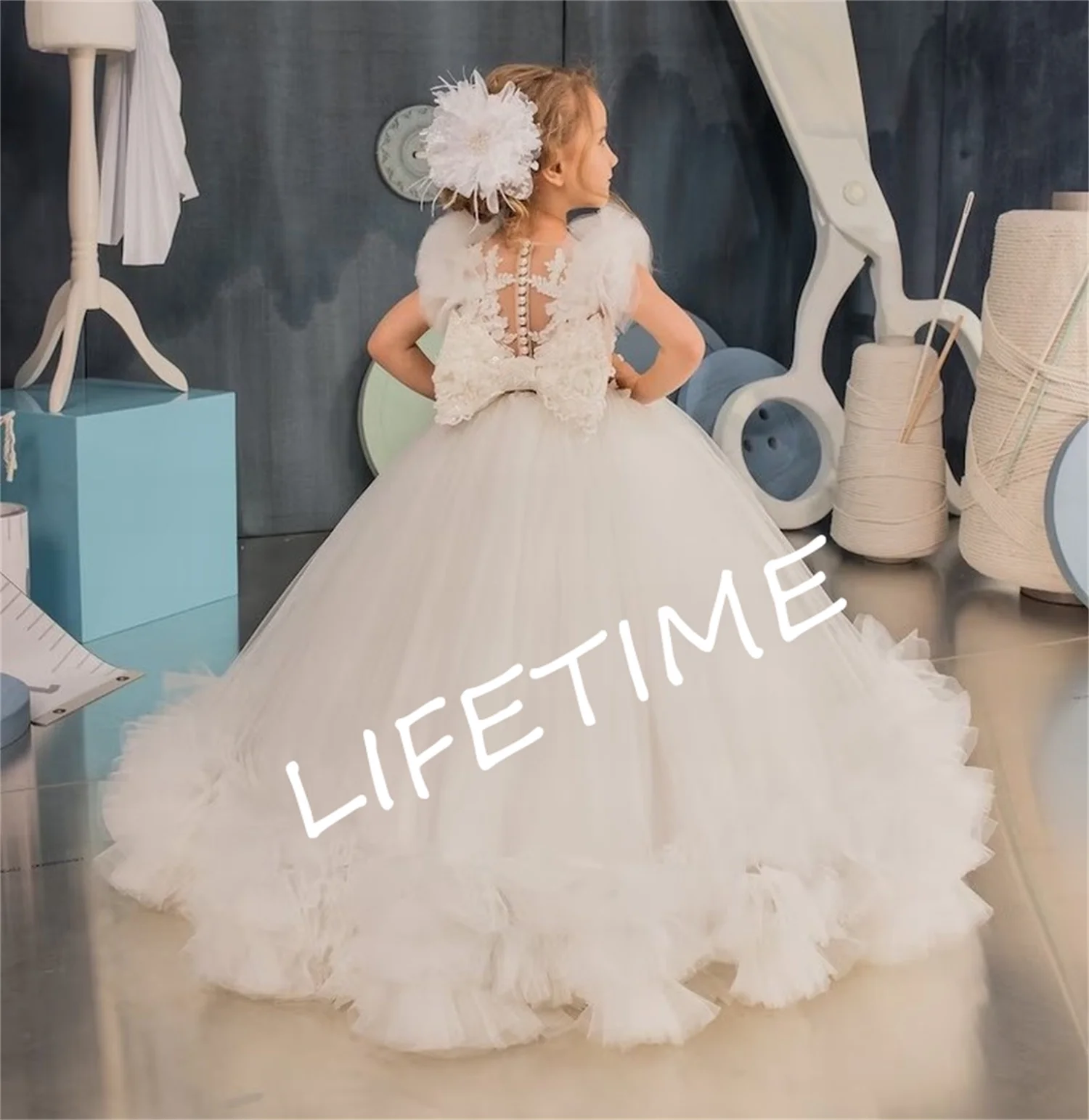Scoop Neck Sleeveless Formal Occasion Flower Girl Dress Wedding,Birthday,First Communion,Pageant,Party
Scoop Neck Sleeveless Formal Occasion Flower Girl Dress Wedding,Birthday,First Communion,Pageant,Party