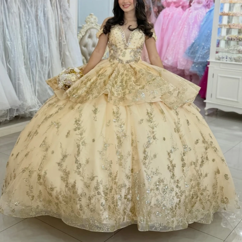 Champagne Quinceanera Dresses Off Shoulder Ball Gown Sweet 16 Dress Gold Applique Lace Beading Crystal Tull Birthday Party
Champagne Quinceanera Dresses Off Shoulder Ball Gown Sweet 16 Dress Gold Applique Lace Beading Crystal Tull Birthday Party