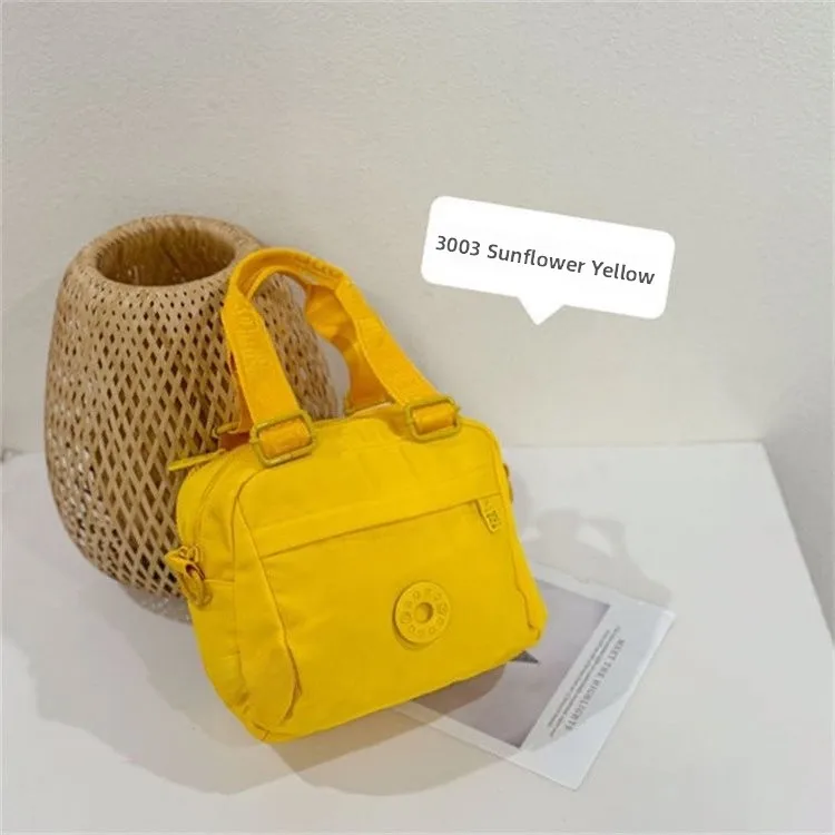 Casual Lightweight Bobo Fabric Handbag New 2025 Single oulder Bag Tote Crossbody Bag Versatile Nylon Material Daily Use
Casual Lightweight Bobo Fabric Handbag New 2025 Single oulder Bag Tote Crossbody Bag Versatile Nylon Material Daily Use
