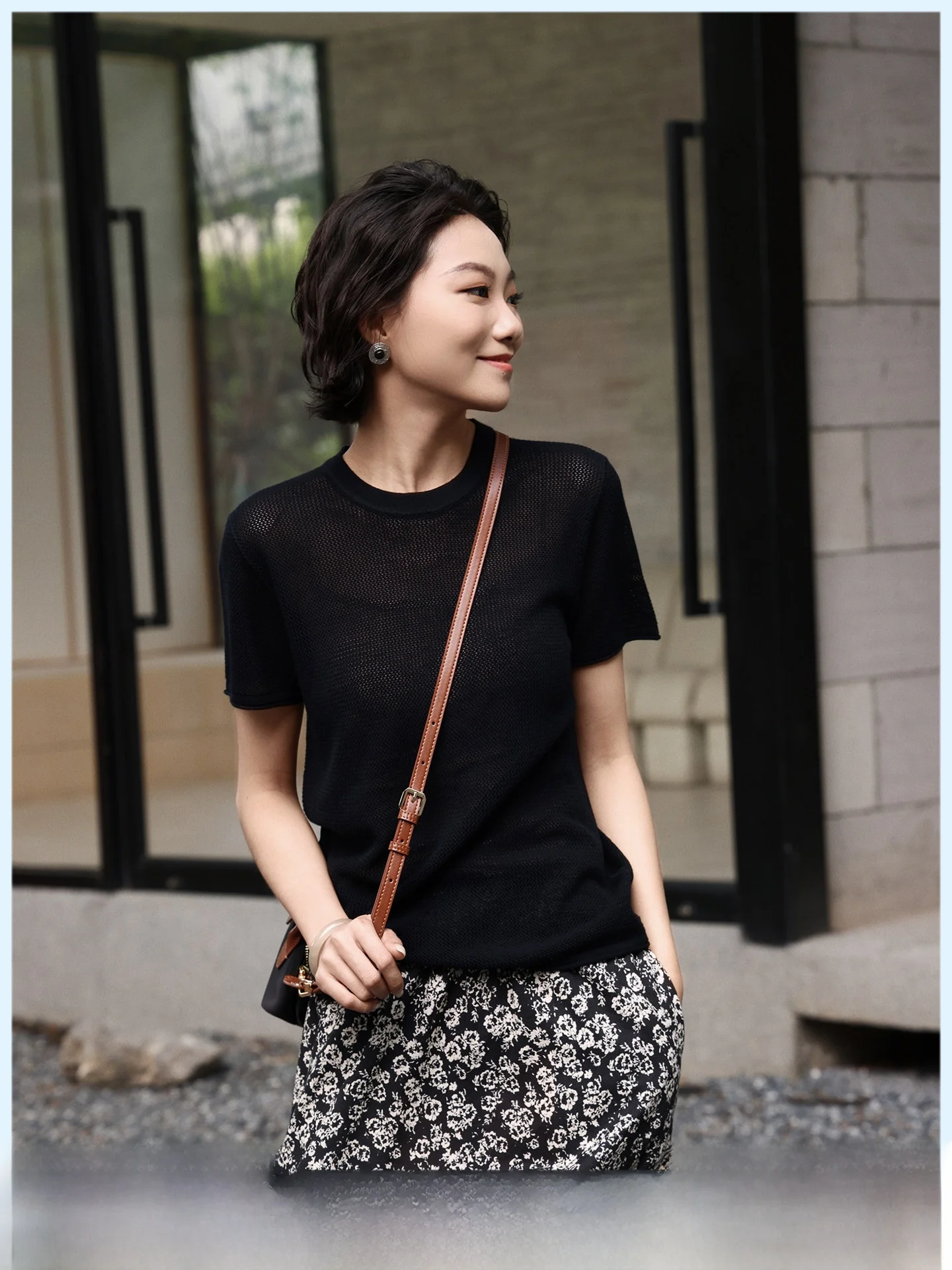 Slimming Loose Fit Short Sleeve round Neck T-Shirt Comfortable Breathable Women's Summer Fashionable Minimalist Style Top
Slimming Loose Fit Short Sleeve round Neck T-Shirt Comfortable Breathable Women's Summer Fashionable Minimalist Style Top