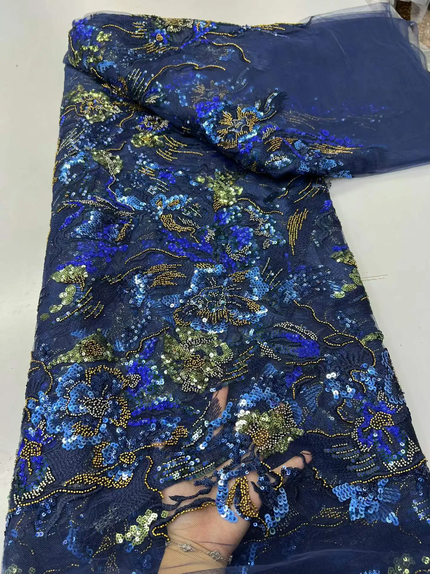 African Groom Embroidery Beaded Lace Fabric High Quality Nigerian Sequins Tulle Lace Fabric For Women Party Dress Sewing
African Groom Embroidery Beaded Lace Fabric High Quality Nigerian Sequins Tulle Lace Fabric For Women Party Dress Sewing