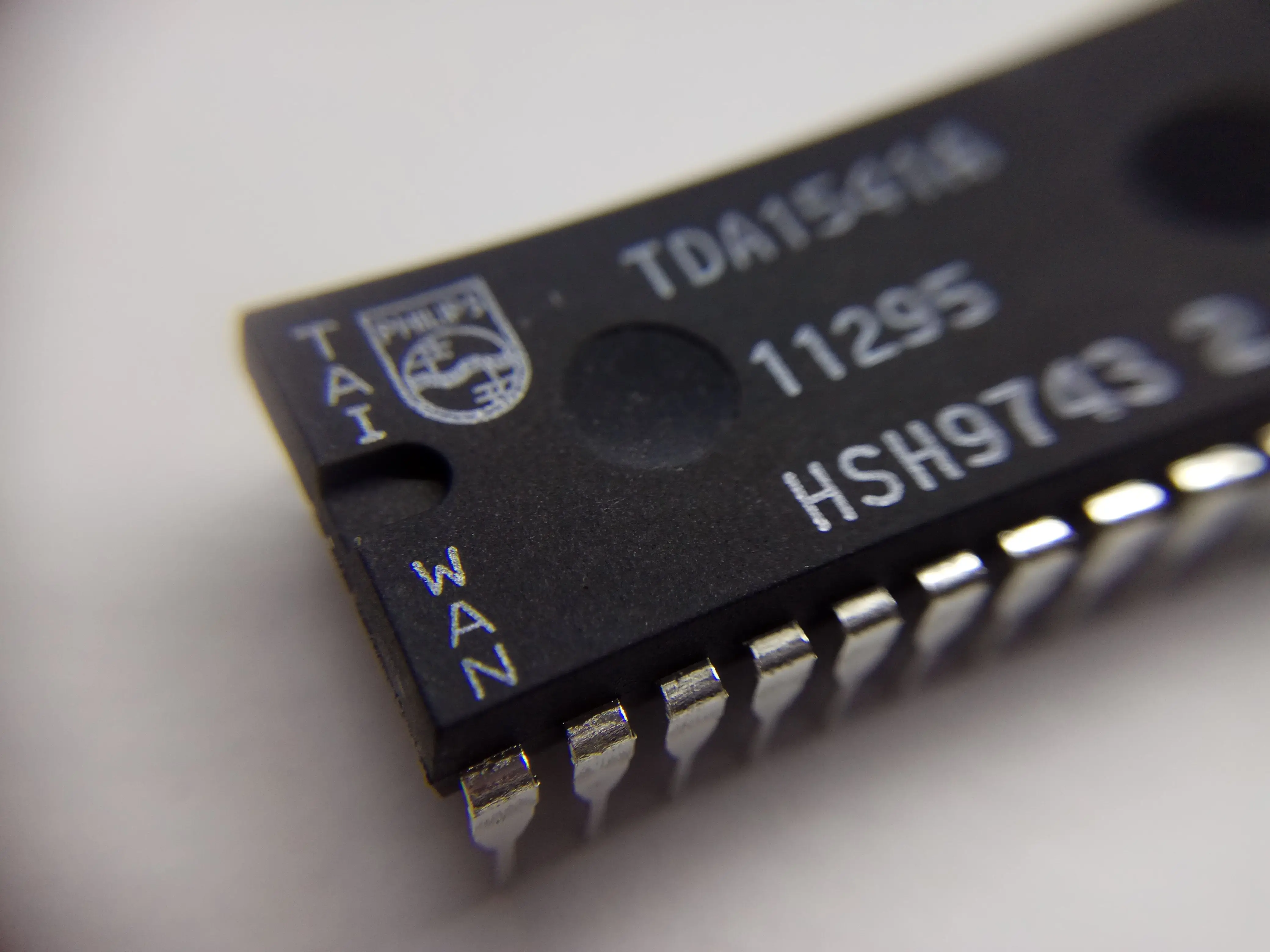 TDA1541A King of Vocals DAC chip
TDA1541A King of Vocals DAC chip