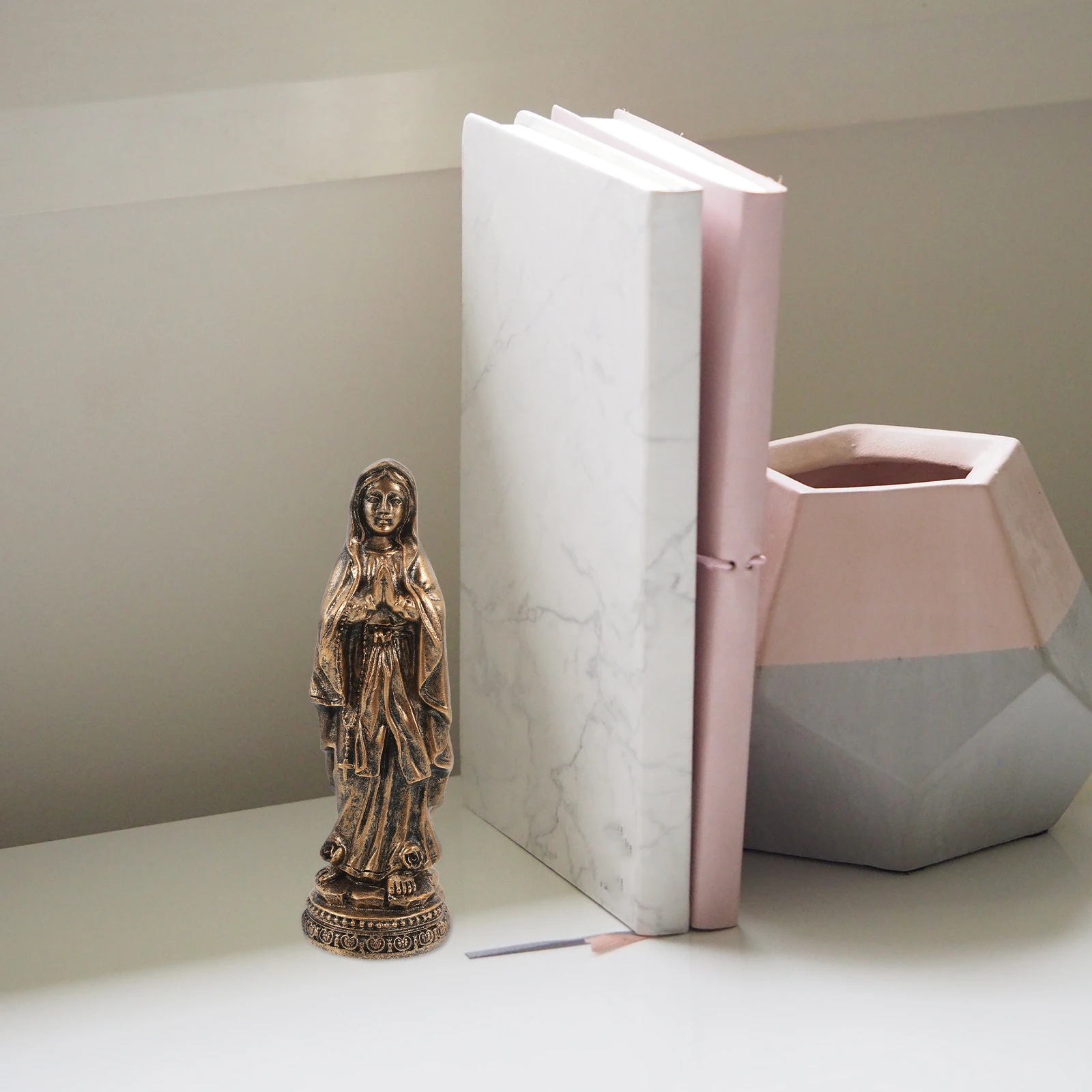 1pc Goddess Statue, Bronze Resin Figurine, Elegant Home Office Decor, Vintage Desktop Ornament, Sacred Religious Sculpture,
1pc Goddess Statue, Bronze Resin Figurine, Elegant Home Office Decor, Vintage Desktop Ornament, Sacred Religious Sculpture,