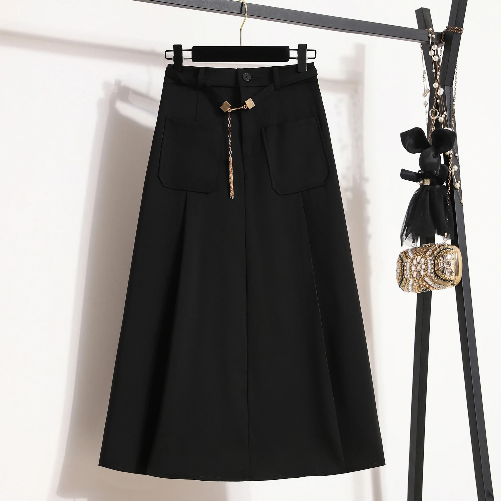 Solid High Waist Plus Size Suit Skirts Women's Autumn Winter 2025 Loose Fashionable Elegant Mid-Length Casual Skirt With Pockets
Solid High Waist Plus Size Suit Skirts Women's Autumn Winter 2025 Loose Fashionable Elegant Mid-Length Casual Skirt With Pockets