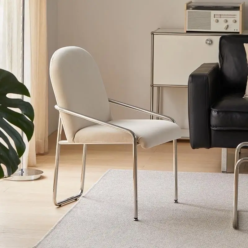 Lazy space Nordic creative armrest dining chair home modern back chair retro small apartment simple dining table chair
Lazy space Nordic creative armrest dining chair home modern back chair retro small apartment simple dining table chair