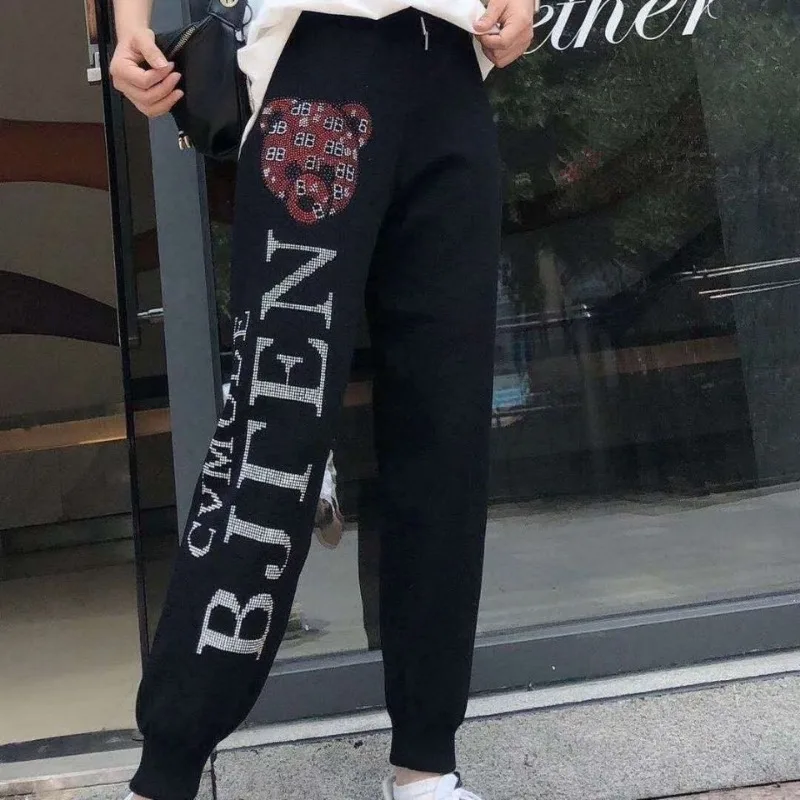 Trendy Loose Harem Ankle Tight Pants for Women's Knitted Harem Pants High Waist Rhinestone Black Casual Sports Pants Female
Trendy Loose Harem Ankle Tight Pants for Women's Knitted Harem Pants High Waist Rhinestone Black Casual Sports Pants Female