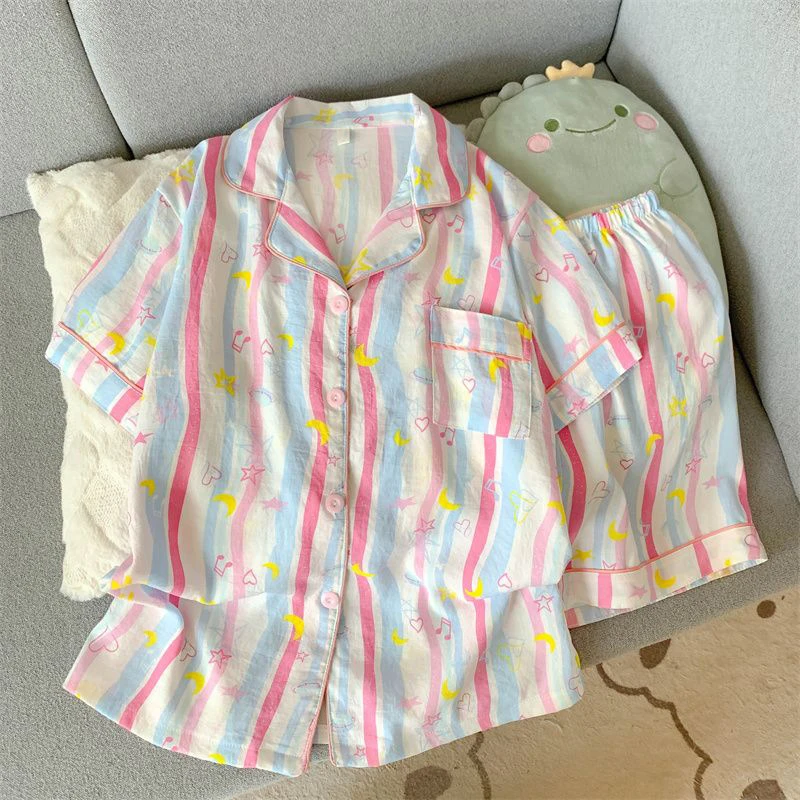 2Summer short-sleeve cloud cotton pajama set for women, comfortable and trendy, shorts that can be worn outside, home wear set
2Summer short-sleeve cloud cotton pajama set for women, comfortable and trendy, shorts that can be worn outside, home wear set