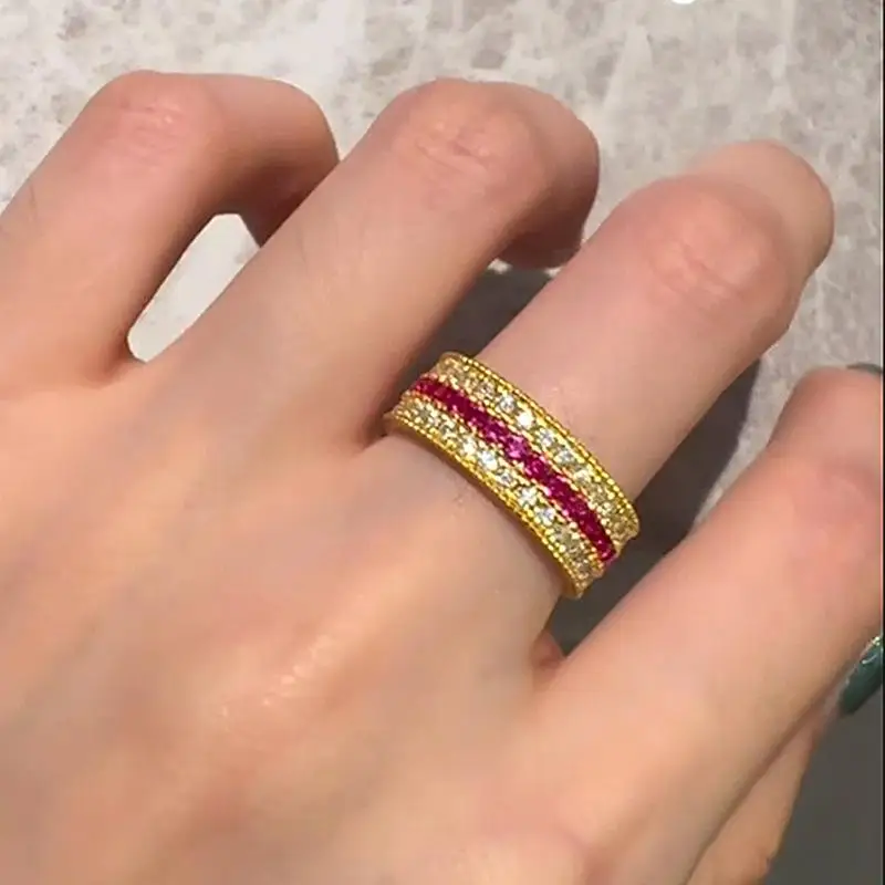 Retro design diamond studded three row sparkling diamond Female Ring classic ruby rings for women wedding jewelry gift
Retro design diamond studded three row sparkling diamond Female Ring classic ruby rings for women wedding jewelry gift