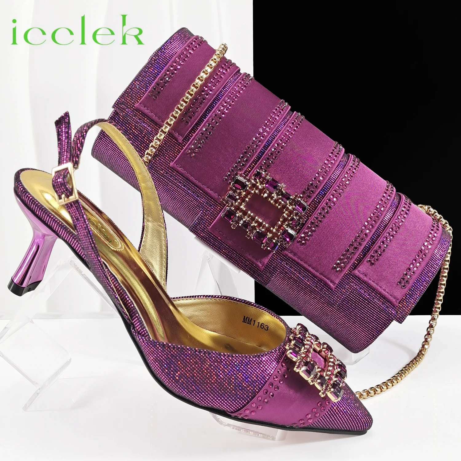 2025 Hot Selling INS Pointed-Toe Luxury Style Women High Heels Sandal With Bag Set Magenta Color For Wedding Party
2025 Hot Selling INS Pointed-Toe Luxury Style Women High Heels Sandal With Bag Set Magenta Color For Wedding Party