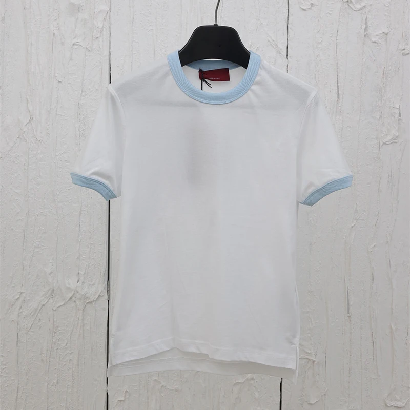 2025 New Fashion Jacquard Fabric, Smooth Soft Comfortable Breathable, Line Design Round Neck Short Sleeve T-Shirt
2025 New Fashion Jacquard Fabric, Smooth Soft Comfortable Breathable, Line Design Round Neck Short Sleeve T-Shirt