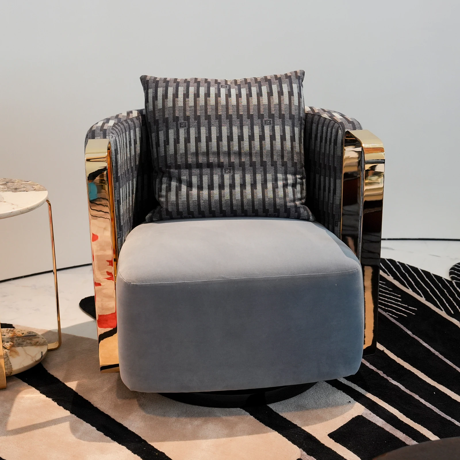 #Luxury Modern Velvet Swivel Accent Chair With Gold Metal Frame, Single Lounge Armchair for Living Room
#Luxury Modern Velvet Swivel Accent Chair With Gold Metal Frame, Single Lounge Armchair for Living Room