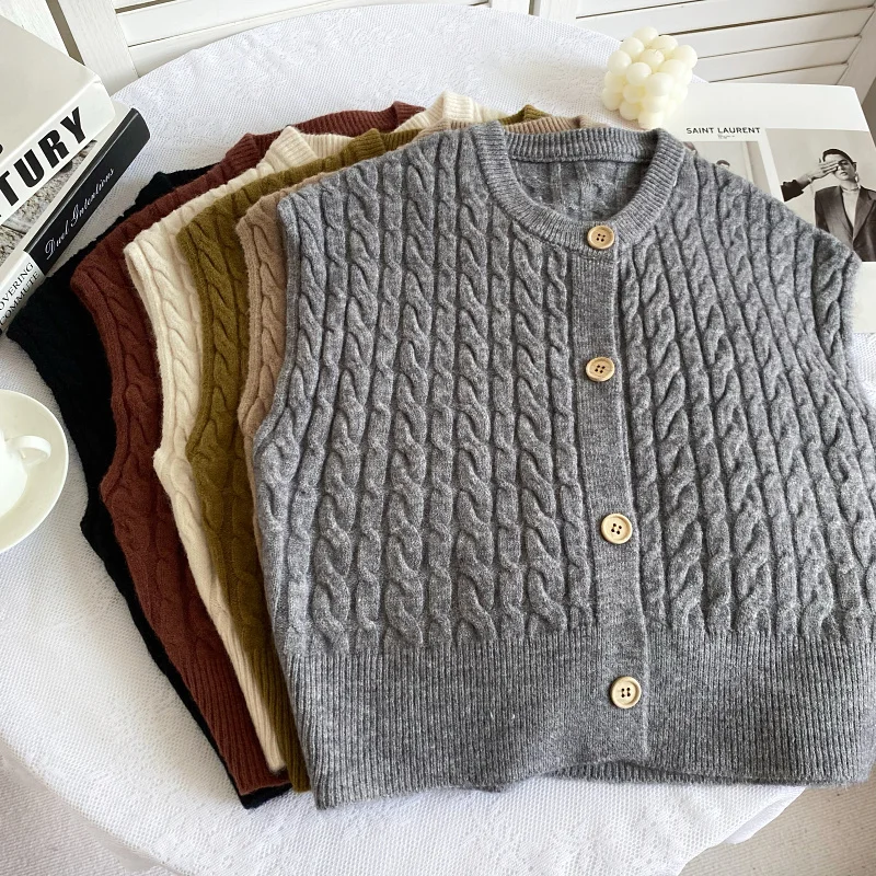 Casual Versatile round Neck Twisted Button Knitted Vest Autumn Winter New Style Sleeveless Open Cardigan Top Pure Color Short...
Casual Versatile round Neck Twisted Button Knitted Vest Autumn Winter New Style Sleeveless Open Cardigan Top Pure Color Short...