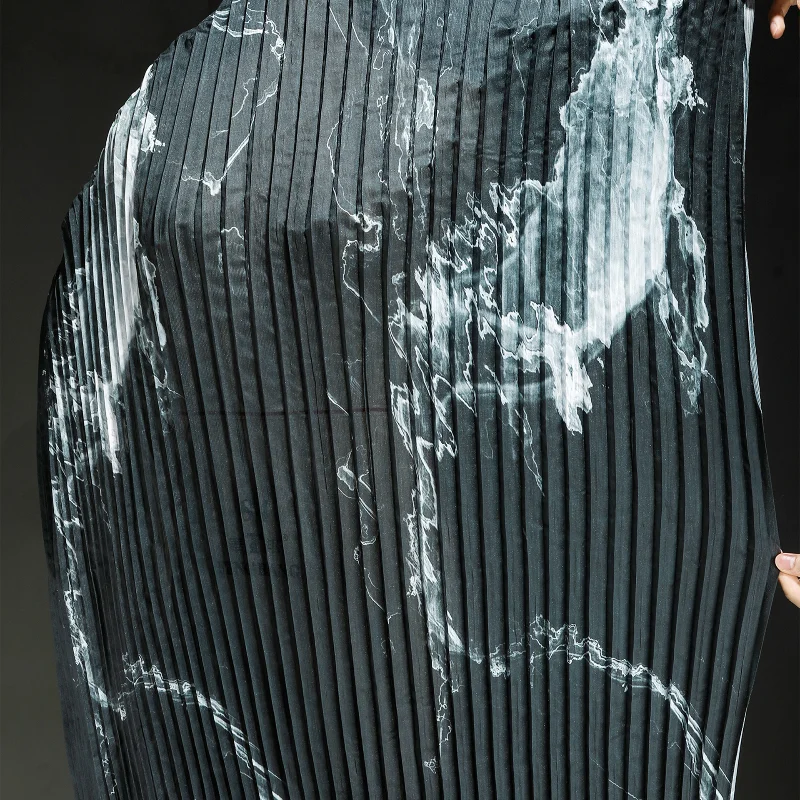 Black and White Ink Pleated Accordion Pleated Fabric Creative Pattern Chinese Style Shirt Half Skirt Clothing Designer Fabric
Black and White Ink Pleated Accordion Pleated Fabric Creative Pattern Chinese Style Shirt Half Skirt Clothing Designer Fabric