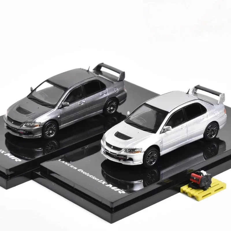 In stock 1/64 EVO IX 9th generation die-cast simulation alloy car model collection ornament, children's toy, adult decoration.
In stock 1/64 EVO IX 9th generation die-cast simulation alloy car model collection ornament, children's toy, adult decoration.