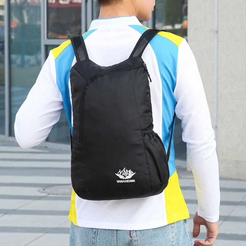 Сверхлегкий водонепроницаемый рюкзак Daypack для кемпинга, пеших прогулок, альпинизма
Сверхлегкий водонепроницаемый рюкзак Daypack для кемпинга, пеших прогулок, альпинизма