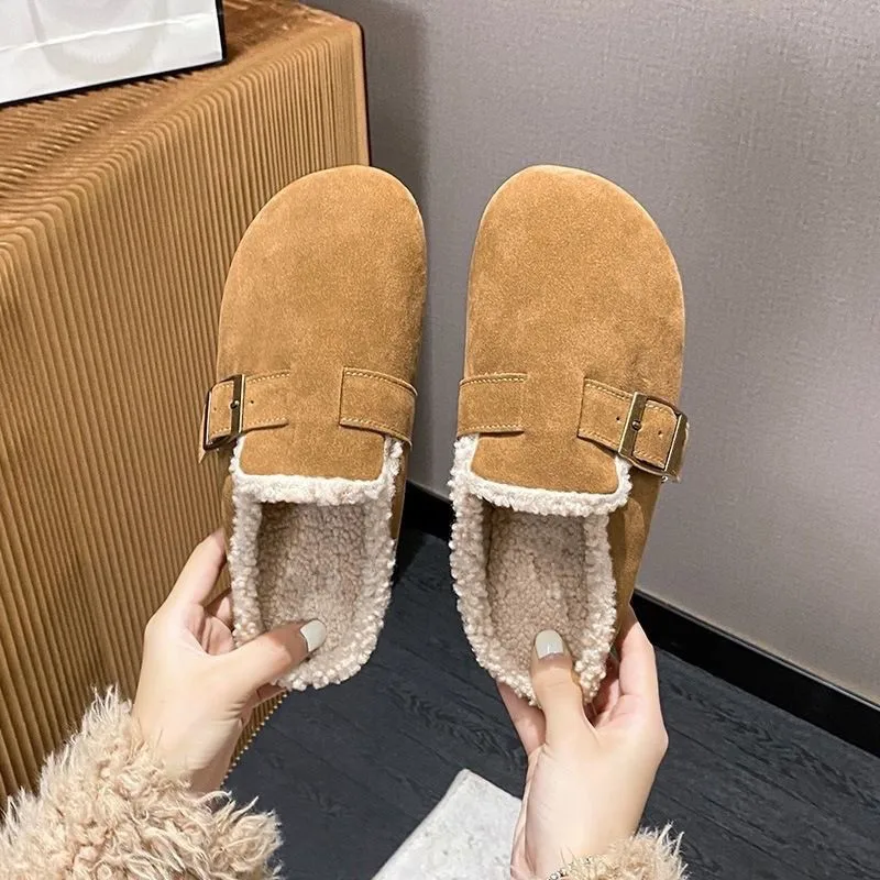 Retro Baotou shoes women wear slippers autumn and winter new abrasive leather slip-on women's shoes flat woolen cotton shoes
Retro Baotou shoes women wear slippers autumn and winter new abrasive leather slip-on women's shoes flat woolen cotton shoes