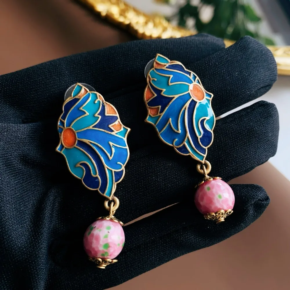 Vintage Ethnic Style Palace Ancient Style Dripping Glaze New Chinese Style National Style Antique Earrings
Vintage Ethnic Style Palace Ancient Style Dripping Glaze New Chinese Style National Style Antique Earrings