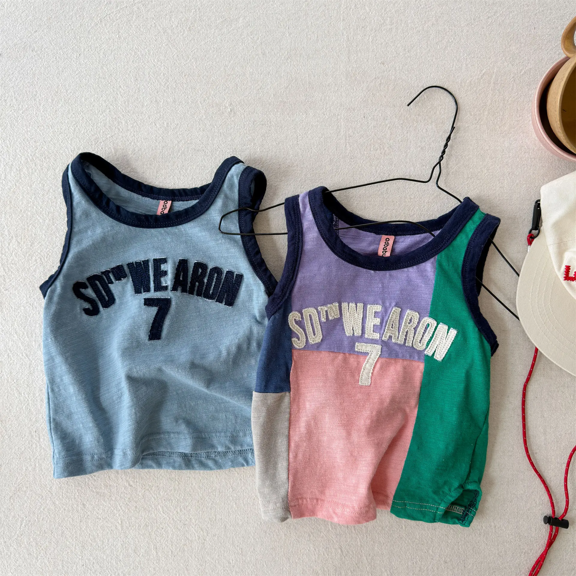 2026 Summer New Children Sleeveless T Shirts Boys Girls Fashion Letter Vest Cotton Baby Thin Casual Bottoming Tops Kids Clothes
2026 Summer New Children Sleeveless T Shirts Boys Girls Fashion Letter Vest Cotton Baby Thin Casual Bottoming Tops Kids Clothes
