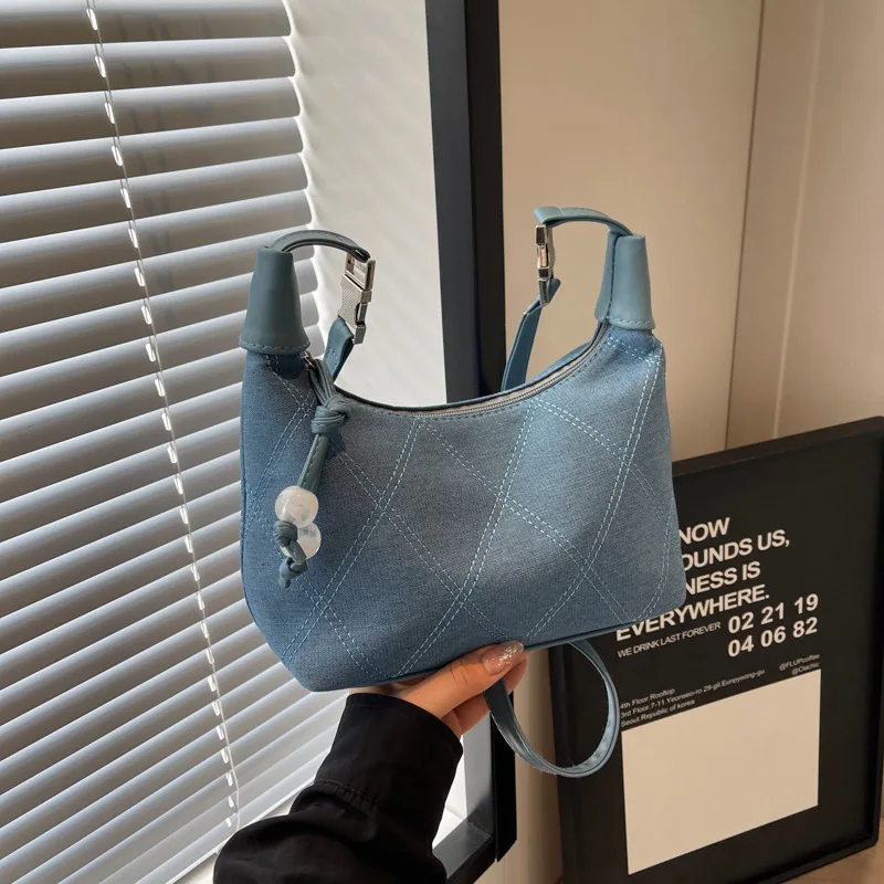 2025 Trendy Crescent Moon Bag for Women Stylish Shoulder Crossbody Purse Fashionable Small Handbag Popular Mini Tote This Year
2025 Trendy Crescent Moon Bag for Women Stylish Shoulder Crossbody Purse Fashionable Small Handbag Popular Mini Tote This Year
