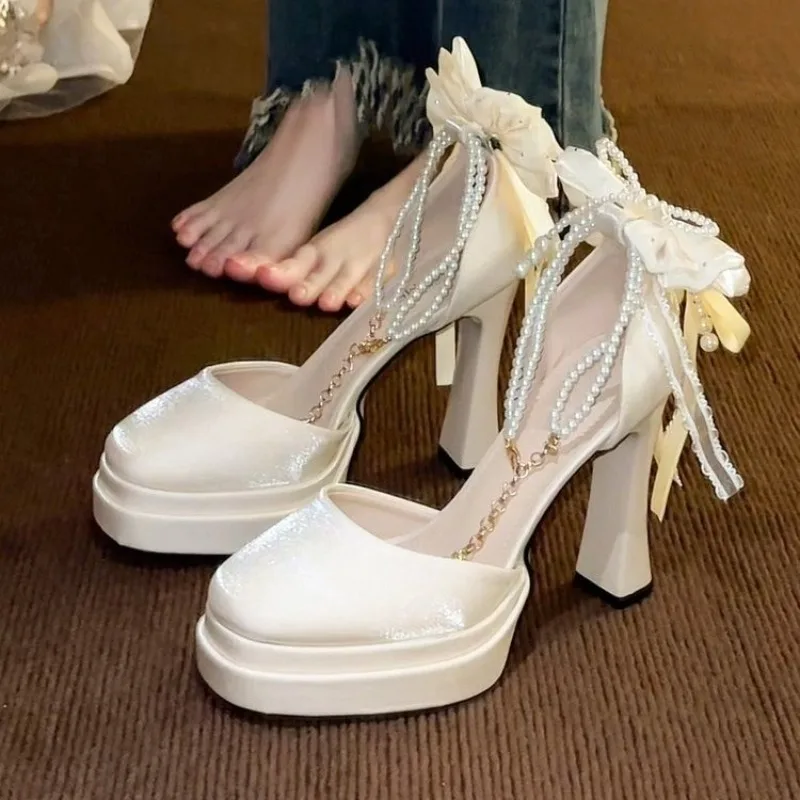 Satin Hollow Round Toe Shallow Slip Strap Platform Mary Jane Single for Women
Satin Hollow Round Toe Shallow Slip Strap Platform Mary Jane Single for Women