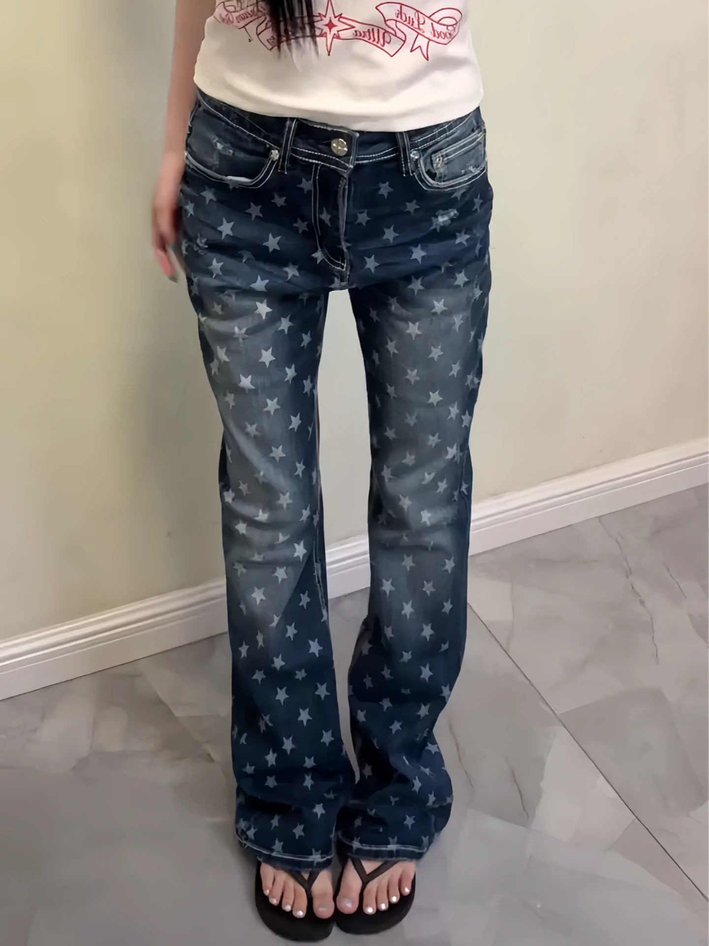 plus Size American Retro Hot Girl Star Print Flared Jeans Women's High Street Slim Straight Long Trousers Casual mid High Wai...
plus Size American Retro Hot Girl Star Print Flared Jeans Women's High Street Slim Straight Long Trousers Casual mid High Wai...