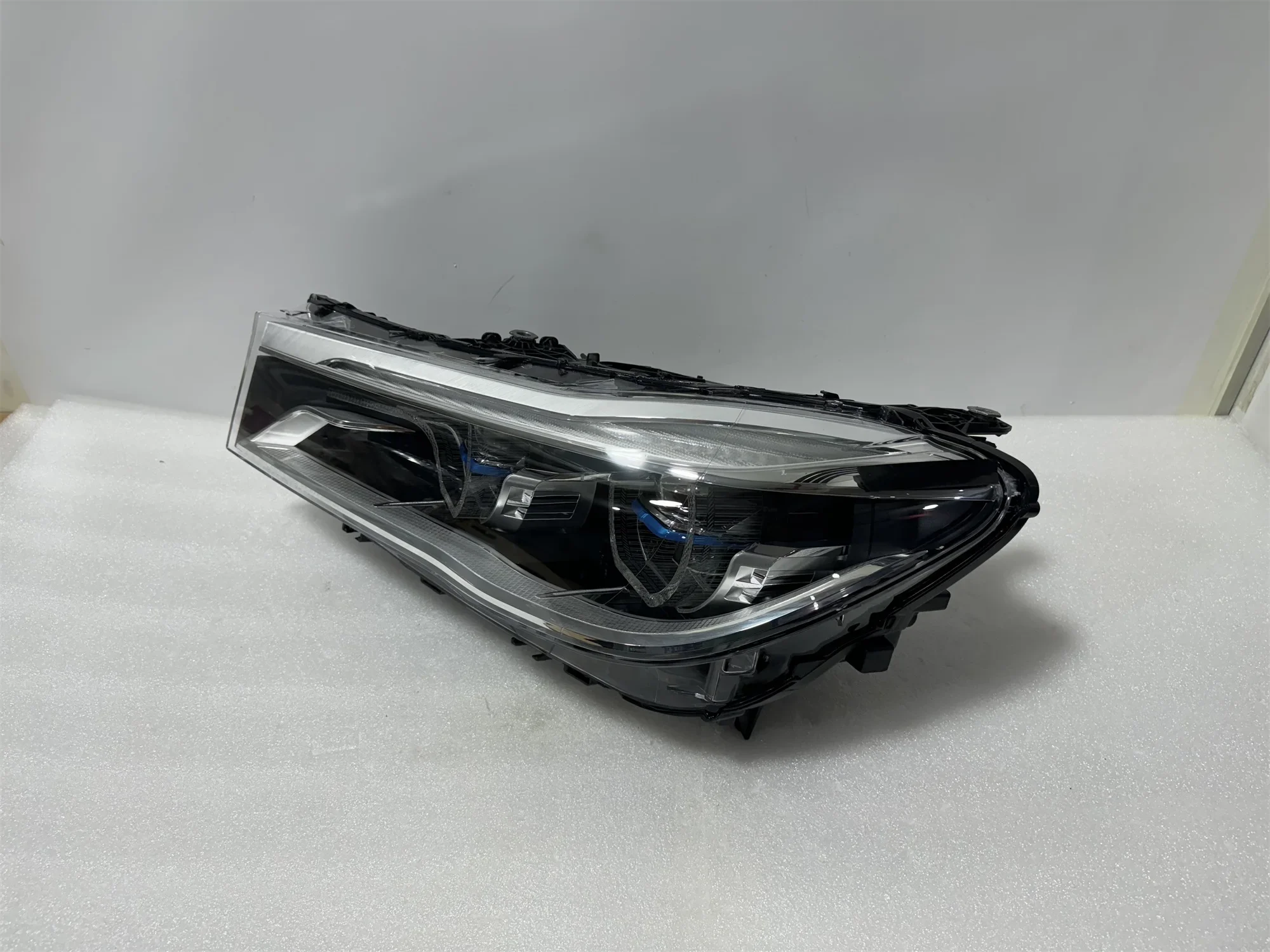 Прекрасный профессиональный предмети для BMW Serie 7 G11 Faros Vaiuer LED 2016-2018 730i 740i 750i G11 Faros Vieleuer
Прекрасный профессиональный предмети для BMW Serie 7 G11 Faros Vaiuer LED 2016-2018 730i 740i 750i G11 Faros Vieleuer
