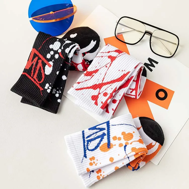 Men's Cotton Sports Socks for Teenagers, Basketball Anti-Odor Mid-Calf Breathable Sweat-Absorbing Running Versatile Trendy Socks
Men's Cotton Sports Socks for Teenagers, Basketball Anti-Odor Mid-Calf Breathable Sweat-Absorbing Running Versatile Trendy Socks