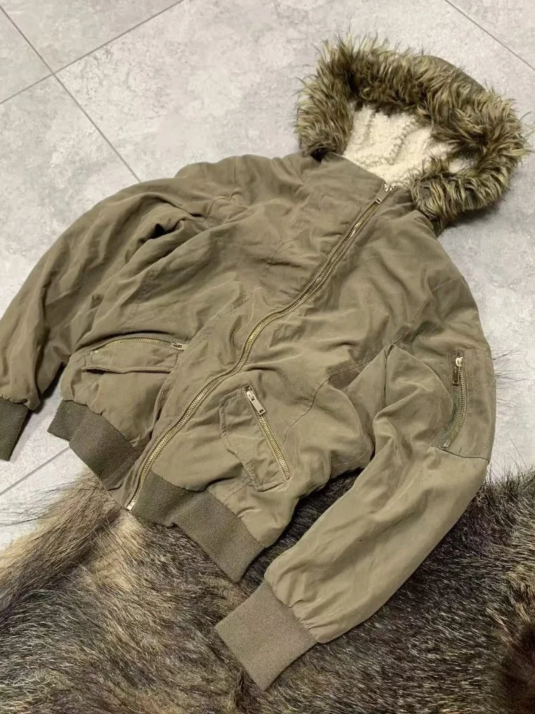 Y2k зимнее новое элегантное свободное пальто с меховым воротником, женские теплые толстовки, утепленные модные парки, повседневная верхняя одежда, куртки с хлопковой подкладкой
Y2k зимнее новое элегантное свободное пальто с меховым воротником, женские теплые толстовки, утепленные модные парки, повседневная верхняя одежда, куртки с хлопковой подкладкой