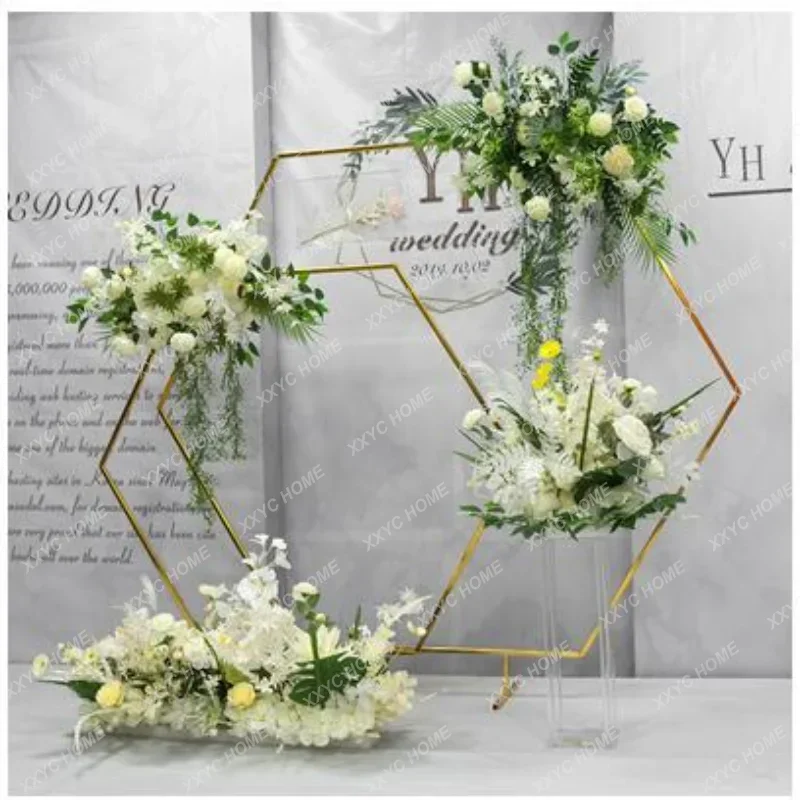 Geometric hexagonal iron frame wedding accessories with curved decoration background forest wedding stage iron frame
Geometric hexagonal iron frame wedding accessories with curved decoration background forest wedding stage iron frame