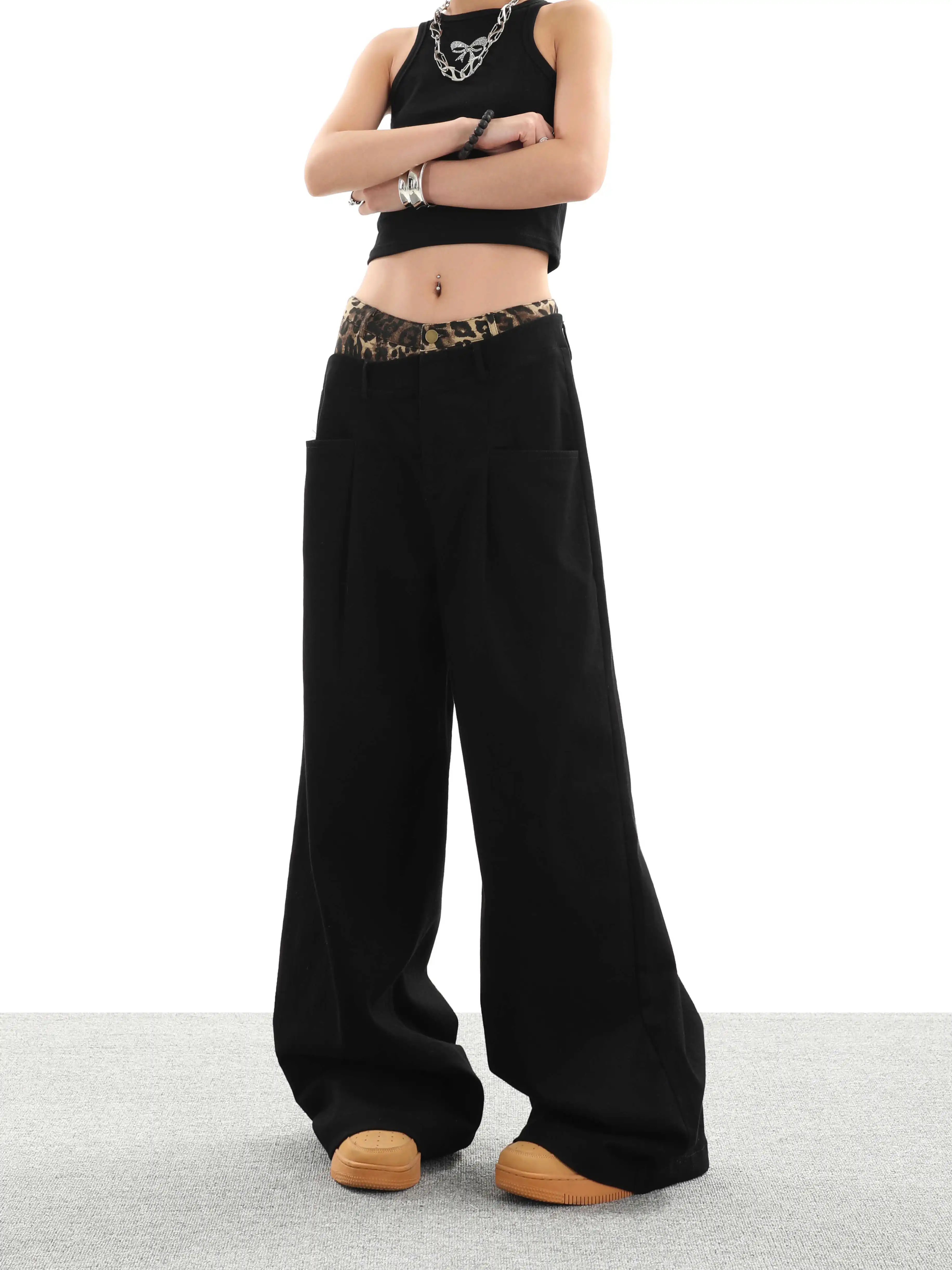 Women Black Gothic Y2k Jeans 90s Vintage Harajuku Baggy Boyfriend Jean Pants Japanese 2000s Style Grunge Oversize Denim Trousers
Women Black Gothic Y2k Jeans 90s Vintage Harajuku Baggy Boyfriend Jean Pants Japanese 2000s Style Grunge Oversize Denim Trousers