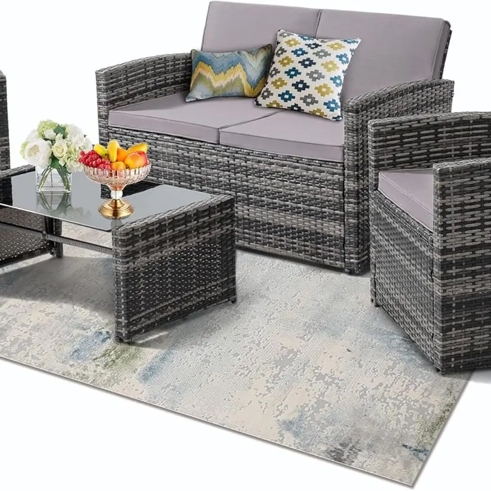 Серой секционный диван из ротанга для улицы с подушками, идеально подходящий для разговоров в саду, крыльце и на заднем дворе
Серой секционный диван из ротанга для улицы с подушками, идеально подходящий для разговоров в саду, крыльце и на заднем дворе
