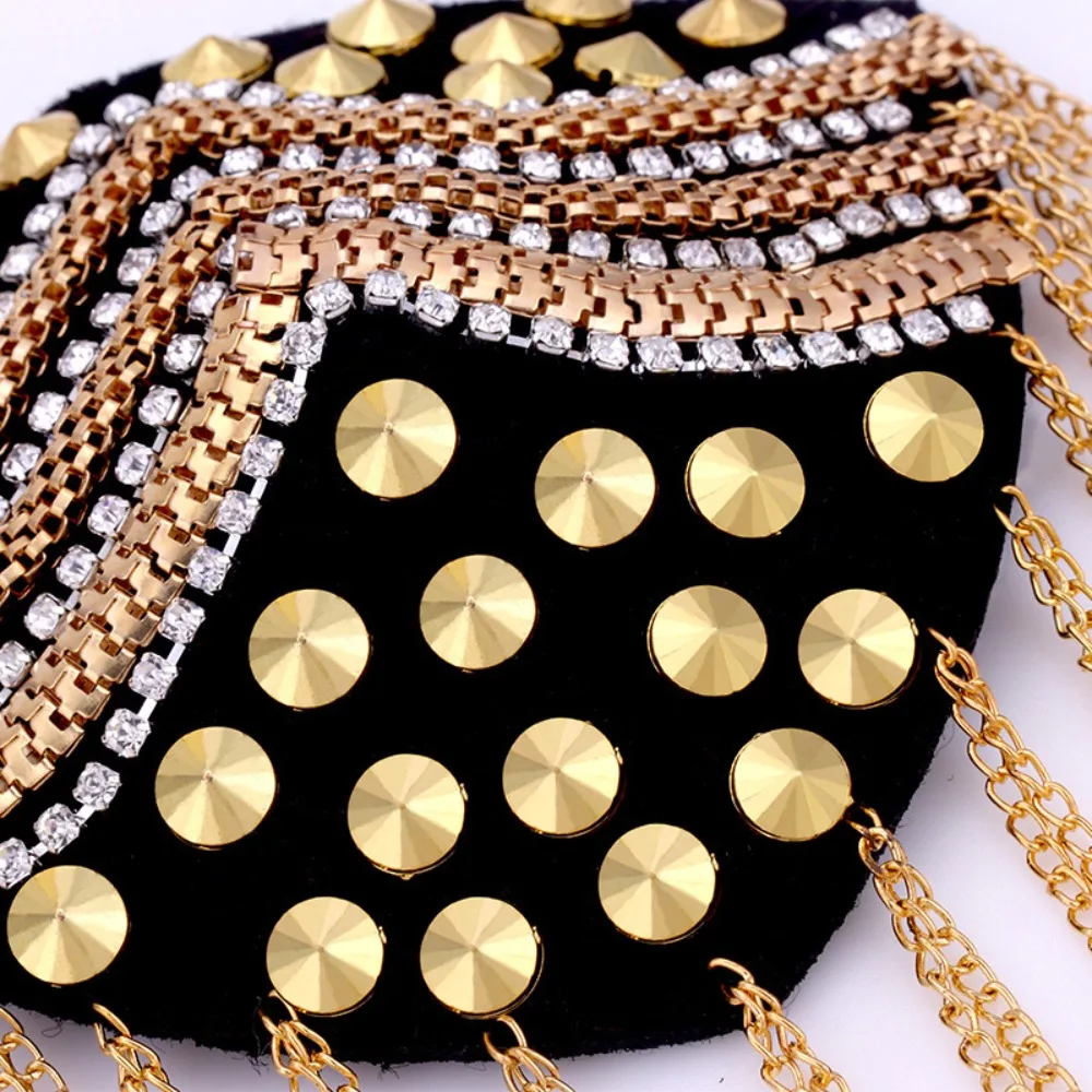 Retro Epaulets Shoulder Board Rhinestone Brooch Fringe Shoulder Mark Pin Breastpin Shoulder Flash Suit 
Retro Epaulets Shoulder Board Rhinestone Brooch Fringe Shoulder Mark Pin Breastpin Shoulder Flash Suit