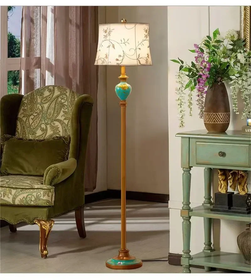 ELARA American Retro Floor Lamp European Luxurious Bedroom Living Room Beside The Sofa Villa Hotel Decorative Standing Light
ELARA American Retro Floor Lamp European Luxurious Bedroom Living Room Beside The Sofa Villa Hotel Decorative Standing Light
