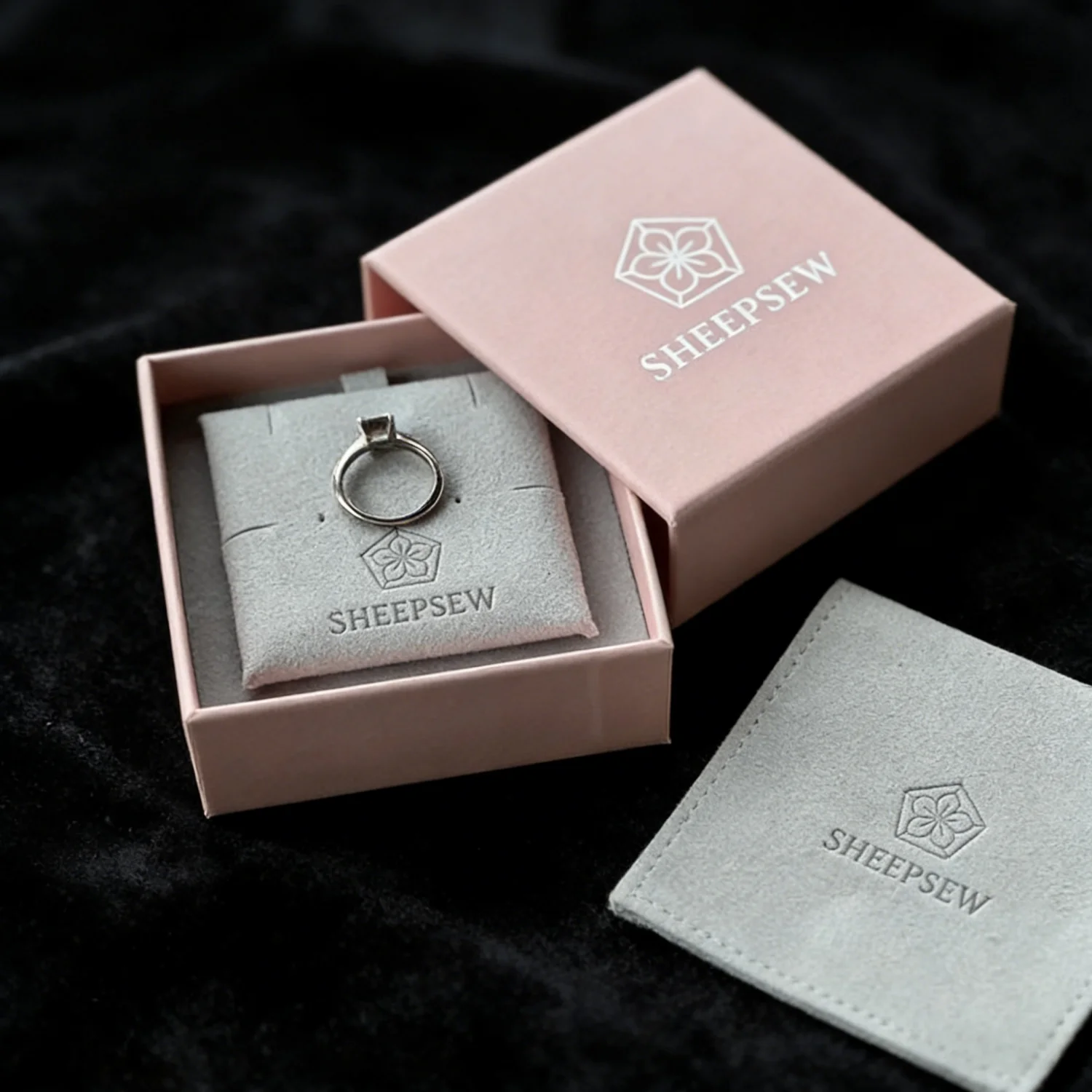 20pcs Custom Logo Jewelry Packaging Box & Pouch Set - Cardboard Drawer Jewellery Box for Earrings Ring Necklace Wedding Gift Cas
20pcs Custom Logo Jewelry Packaging Box & Pouch Set - Cardboard Drawer Jewellery Box for Earrings Ring Necklace Wedding Gift Cas