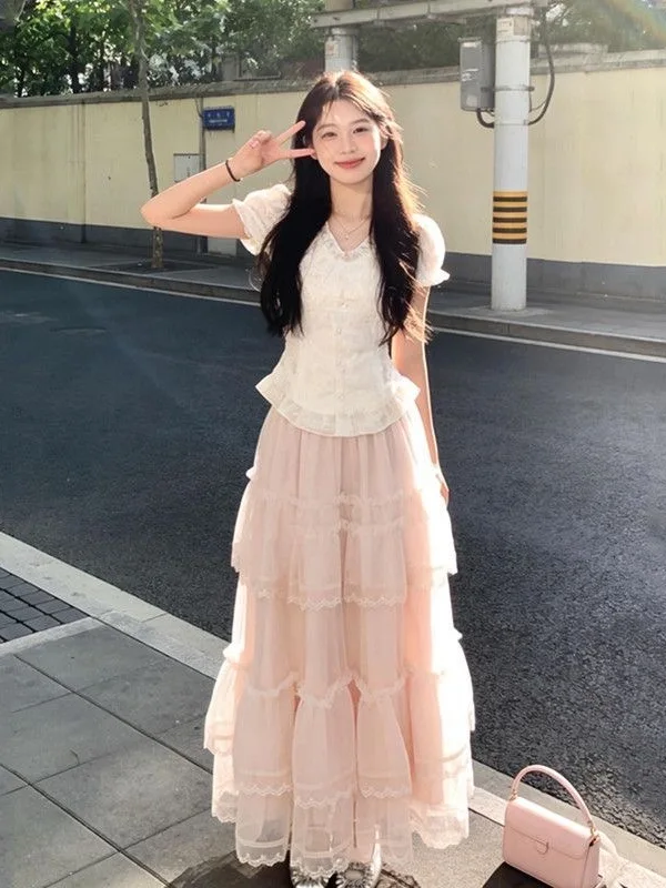 Sweet Summer Shirt And Skirt Set Women's Fashion Slim Fit V-Neck Short Sleeve Floral Lace Halter Neck Dress Outfit Combo
Sweet Summer Shirt And Skirt Set Women's Fashion Slim Fit V-Neck Short Sleeve Floral Lace Halter Neck Dress Outfit Combo