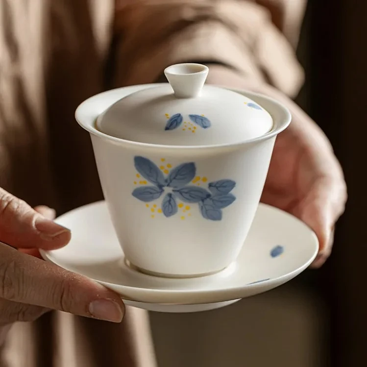 140m Chinese Traditional Ceramic Gaiwan Teacup Handmade Flower Pattern Tea Tureen Household Tea Bowl Travel Portable Teaware
140m Chinese Traditional Ceramic Gaiwan Teacup Handmade Flower Pattern Tea Tureen Household Tea Bowl Travel Portable Teaware
