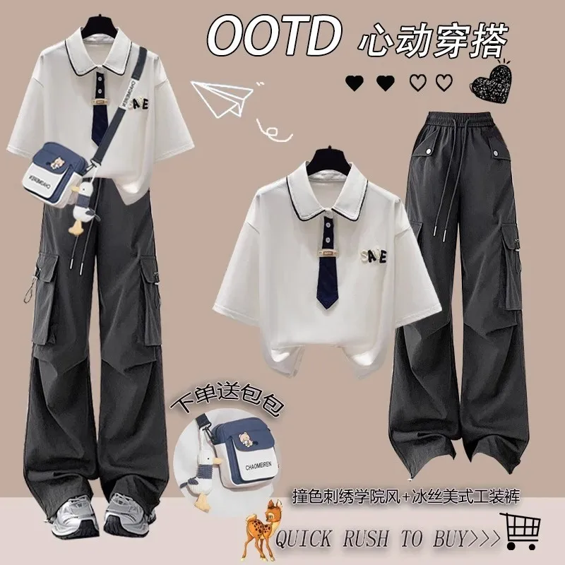 College Style Summer Suit 2026 New Korean Version Short Sleeved Top Casual Pants Two-piece Set
College Style Summer Suit 2026 New Korean Version Short Sleeved Top Casual Pants Two-piece Set