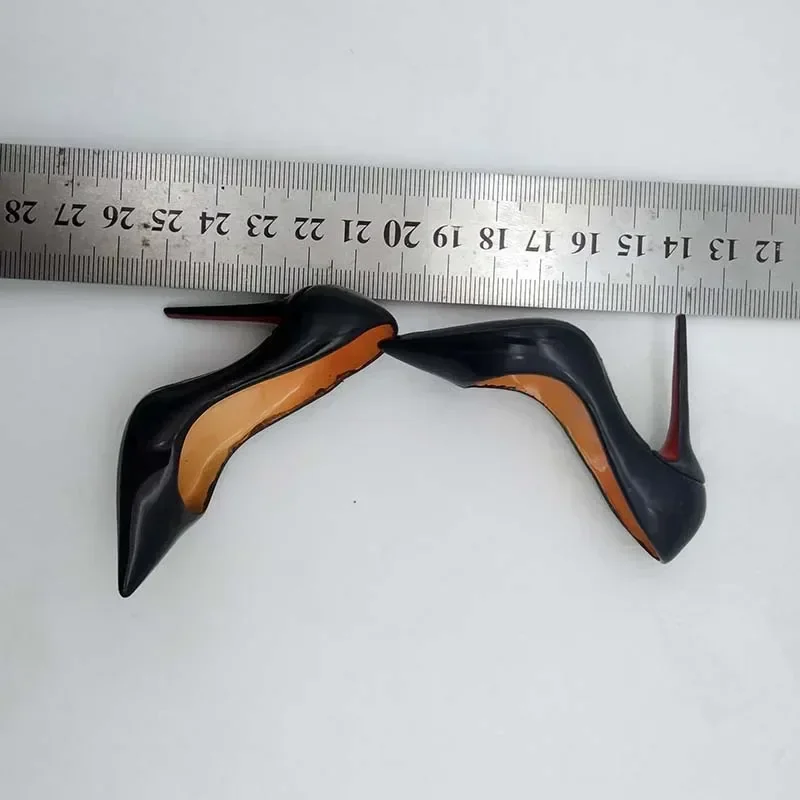 1/4 Scale Black High Heels 6.5cm*2.4cm*3.3cm Fashion Sexy Black Hollow for Female Solider Shoes Model Action Figure Toy
1/4 Scale Black High Heels 6.5cm*2.4cm*3.3cm Fashion Sexy Black Hollow for Female Solider Shoes Model Action Figure Toy